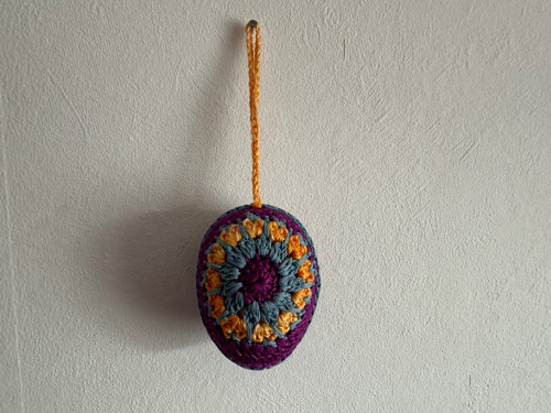 Lusuní háčkovaná kraslice — foto 3