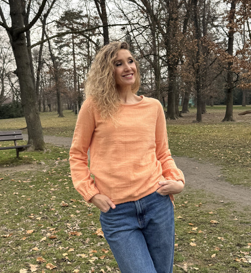 Top mušelín s vázáním meruňka — foto 4