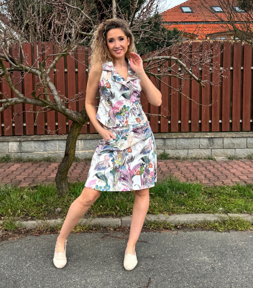 Áčková sukně květy vel. M — foto 2