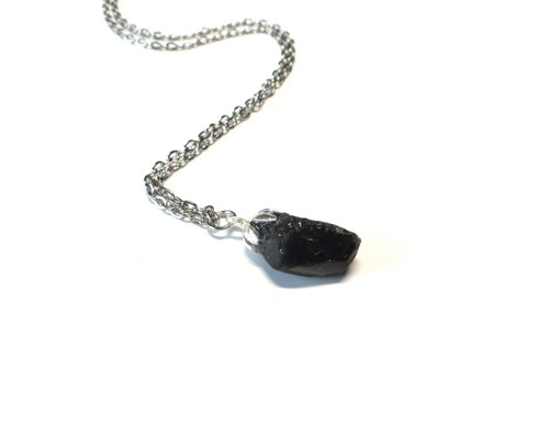 Obsidián surový, řetízek chir.ocel — foto 2