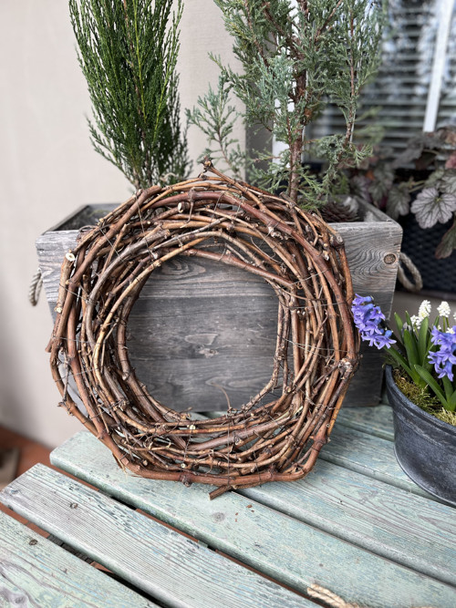 Věnec upletený z vinné révy, průměr 40cm — foto 6