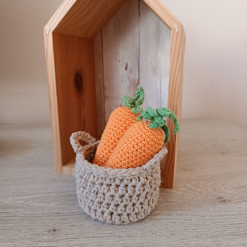 Háčkovaný mini košíček — foto 2
