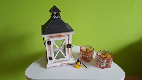 Svíčka s levandulí (červený obal) — foto 2