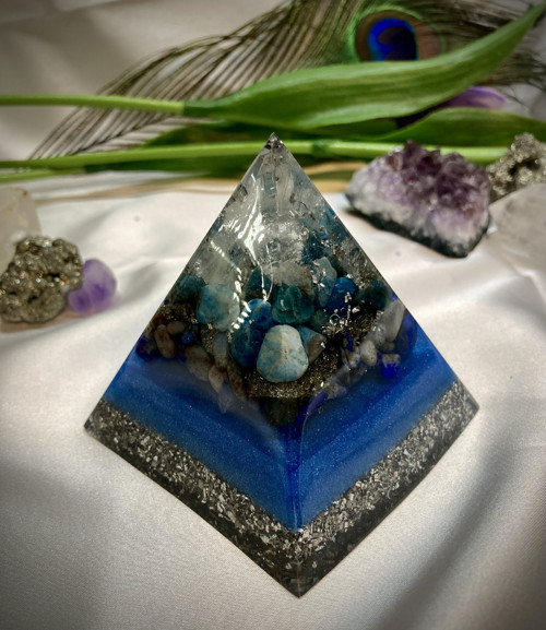 Orgonitová pyramida modrá — foto 4