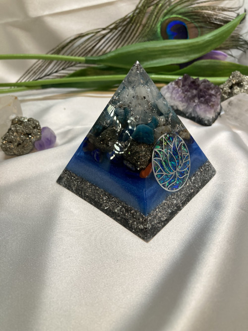 Orgonitová pyramida modrá — foto 3