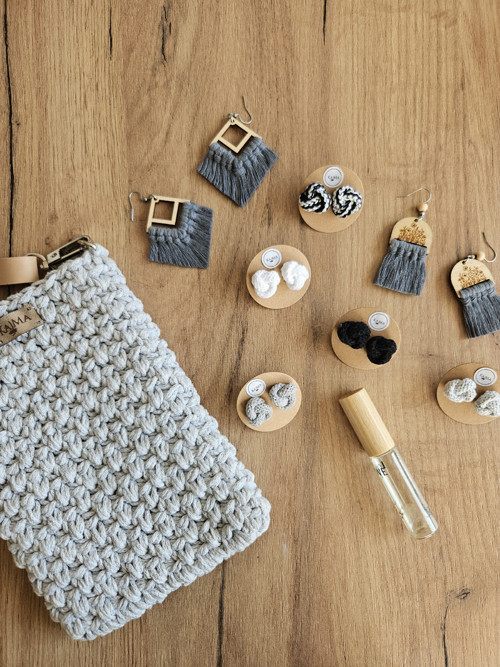 Pecky uzlík - holubí šedá — foto 4