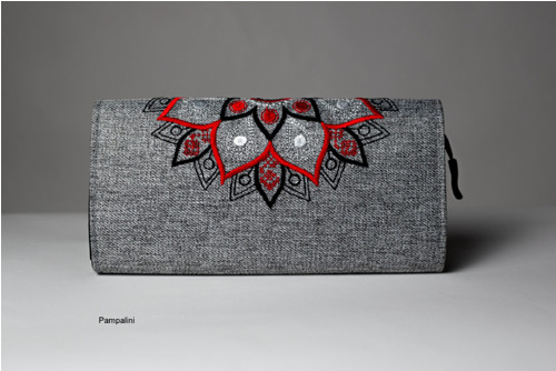 Vyšívaná peněženka - Mandala — foto 3
