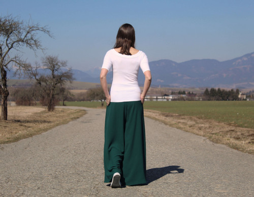 Tmavozelené nohavice — foto 3