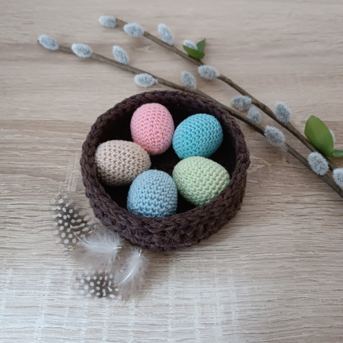 Velikonoční mini ošatka s vajíčky — foto 2
