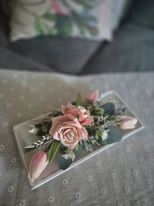Dekorace na stůl s tulipány — foto 2