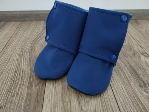 Capáčky ze softshellu do kočárku — foto 2