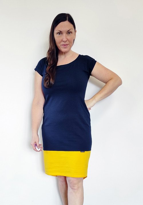 Šaty Bella - Cut - S, M, L, XL — foto 3