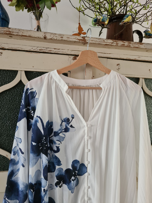 Plisé s květy, halenka — foto 2