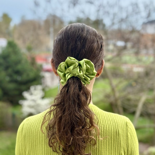 LIME - hedvábná scrunchie JUMBO — foto 2