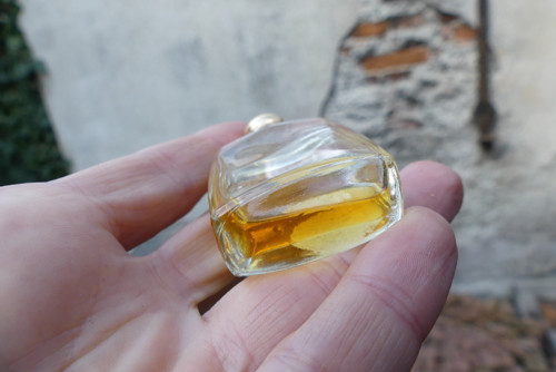 Vůně...miniatura, lahvička vůně — foto 3