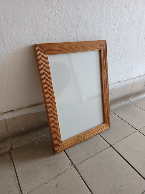 Dřevěný rámeček kartáčovaný formát A4 — foto 3