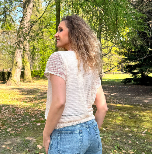 Volný top s pasem smetanová síťka — foto 4