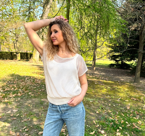 Volný top s pasem smetanová síťka — foto 5