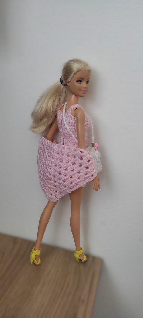 Pléd a taštička pro Barbie — foto 2