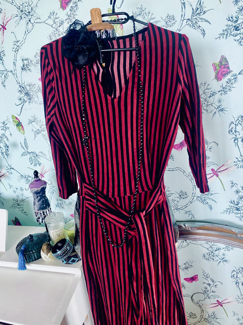 Overal proužky, dandy look — foto 2
