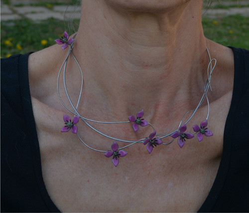 Náhrdelník Clematis montana — foto 5