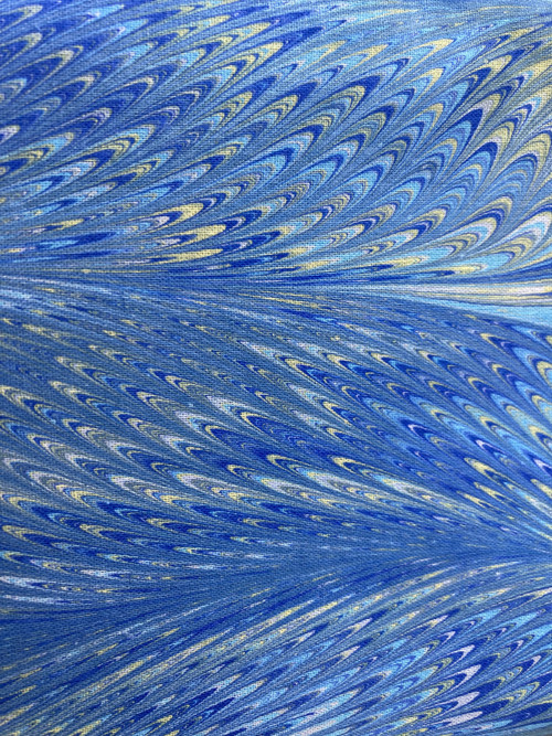Mramorovaná kosmetická taštička — foto 4
