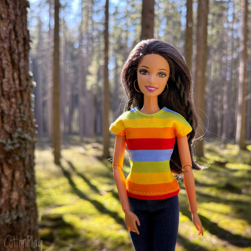 Tričko pro Barbie - barevné proužky — foto 2