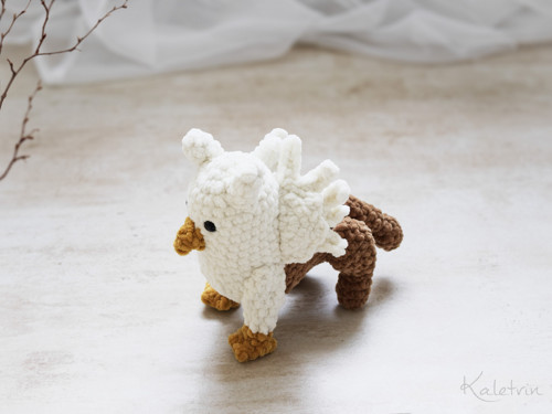 Háčkovaný gryf (gryffin, griffon) — foto 3