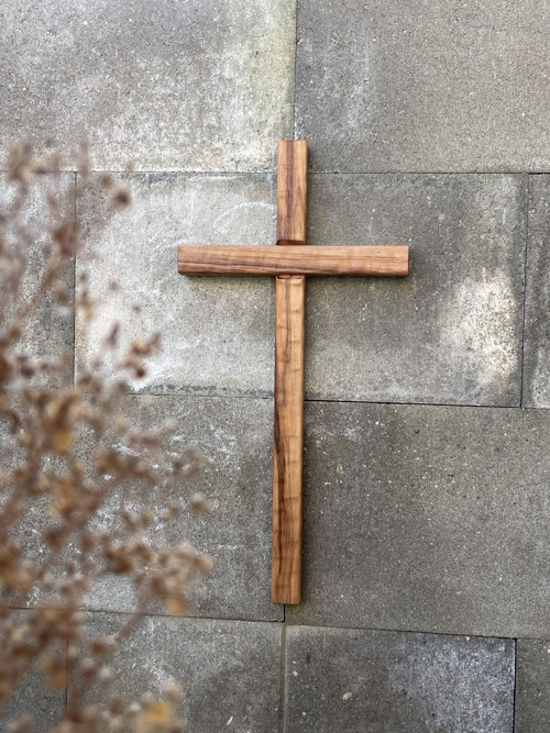 Kříž 50 cm s vrypy č.100 — foto 2