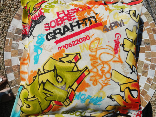 Povlak s graffiti — foto 2
