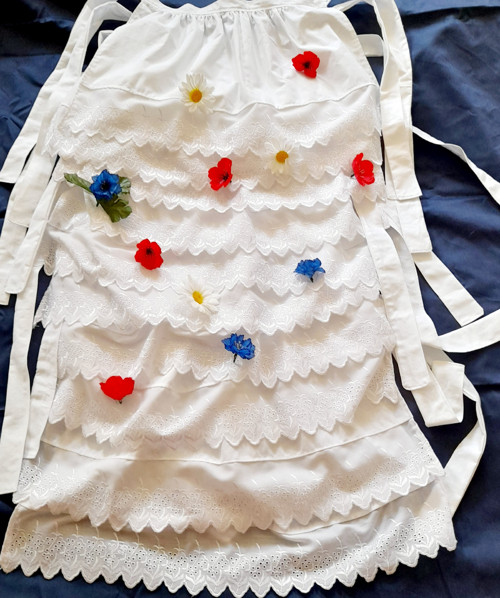 Zástěrka ke kroji. Folklor. — foto 2