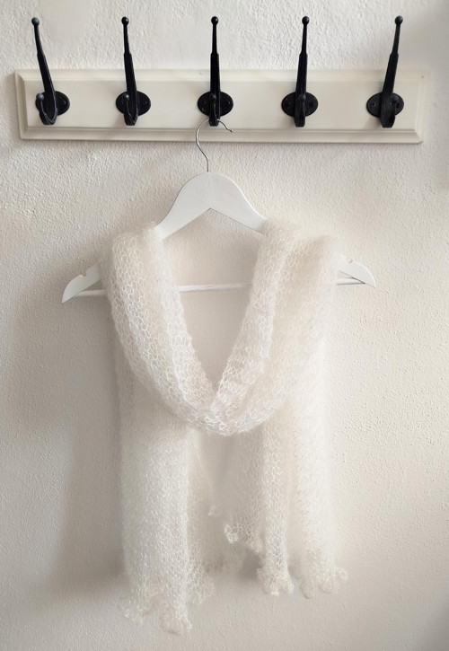 Marianne in winter, smetanová — foto 6