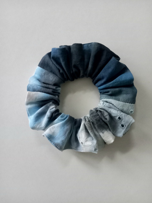 Patchwork batikované scrunchie — foto 4