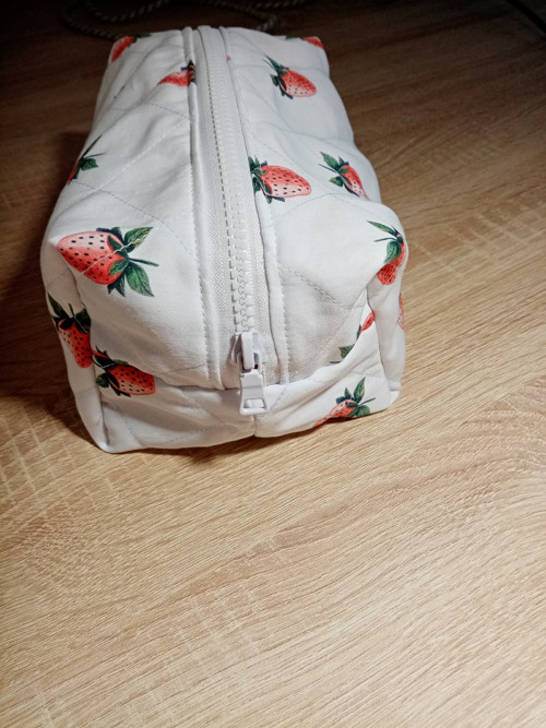 Taštička s jahůdkami — foto 2