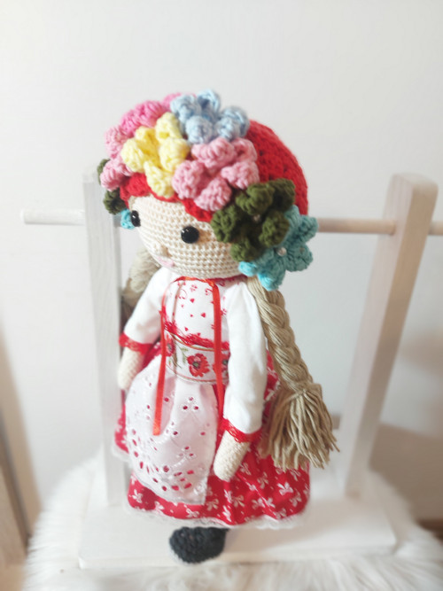 Háčkovaná bábika folk — foto 3