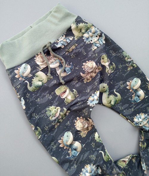 Tepláky Baggy Dino Vel.104 — foto 3