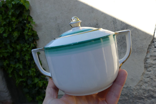V zelené...porcelánová cukřenka — foto 4