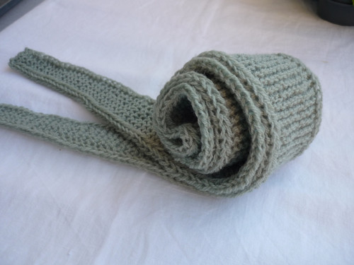 ÚZKÝ ŠÁTEČEK...MERINO... — foto 2