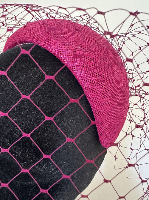 Fascinátor Headband Závoj Magenta — foto 6