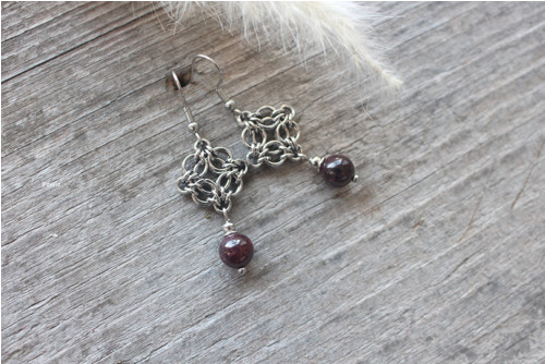 Gothicus purpurea (nerez. ocel, granát) — foto 2
