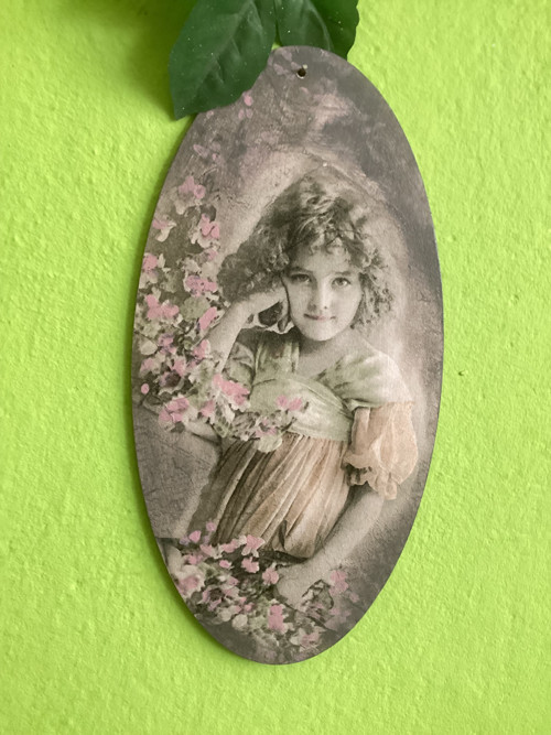 Dřevěný obrázek Děvčátko decoupage — foto 2