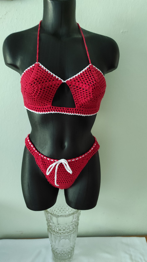 Červené bikiny — foto 4