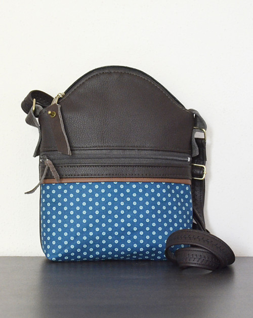 Malá crossbody kabelka — foto 2