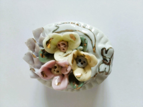 Porcelánová dózička — foto 2