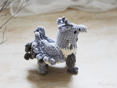 Háčkovaný hipogryf (hippogriff, hippogryph) — foto 3