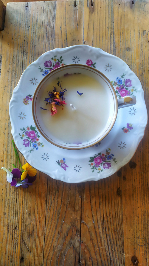 Svíčka v porcelánu — foto 2