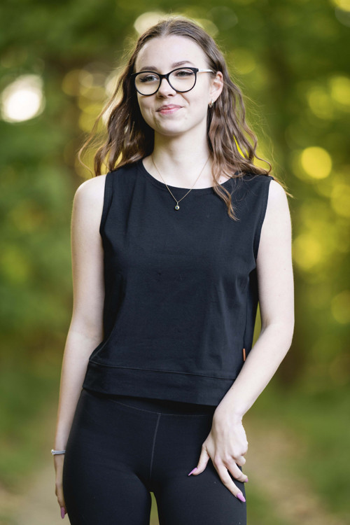 Tílko CROP černé — foto 2