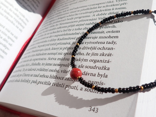 Náramek s korálem — foto 3