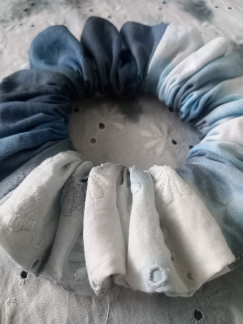 Patchwork batikované scrunchie — foto 5