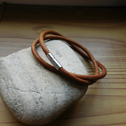 Náhrdelník - kůže, zapínání — foto 4